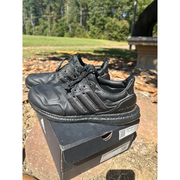 Adidas Ultra Boost Leather Black Size 10 Mens. See description Pre-owned - Picture 1 of 9
